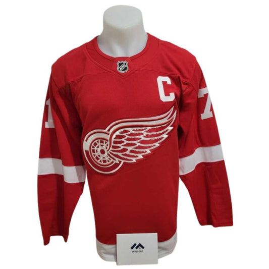 Official Fanatics Premium signed jersey - Dylan Larkin home Memorable coa